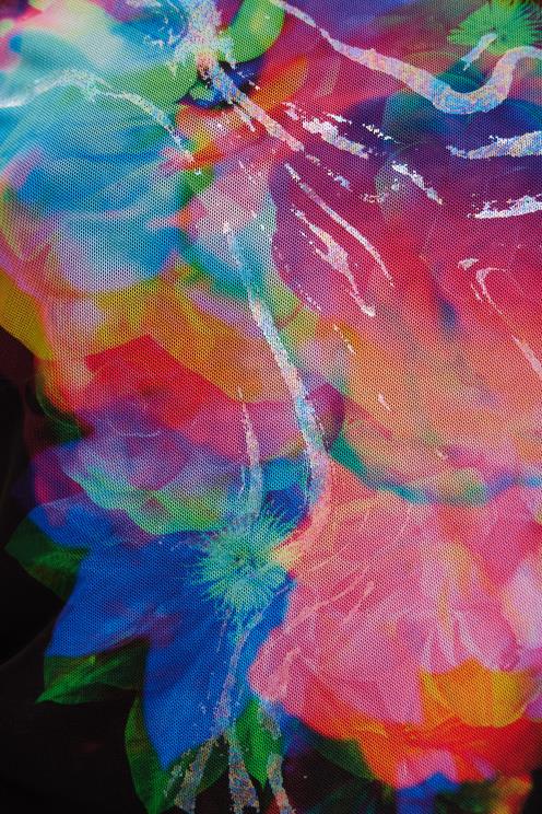 oblačila NFXLT848 ženske Desigual ozka majica s cvetličnimi motivi iz tila