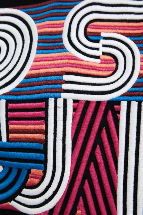 oblačila NFXLT1038 ženske Desigual kratka plišasta obleka s kapuco